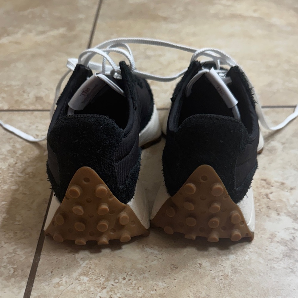 New Balance 327 Black and Cream Sneakers - Picture 2 of 5